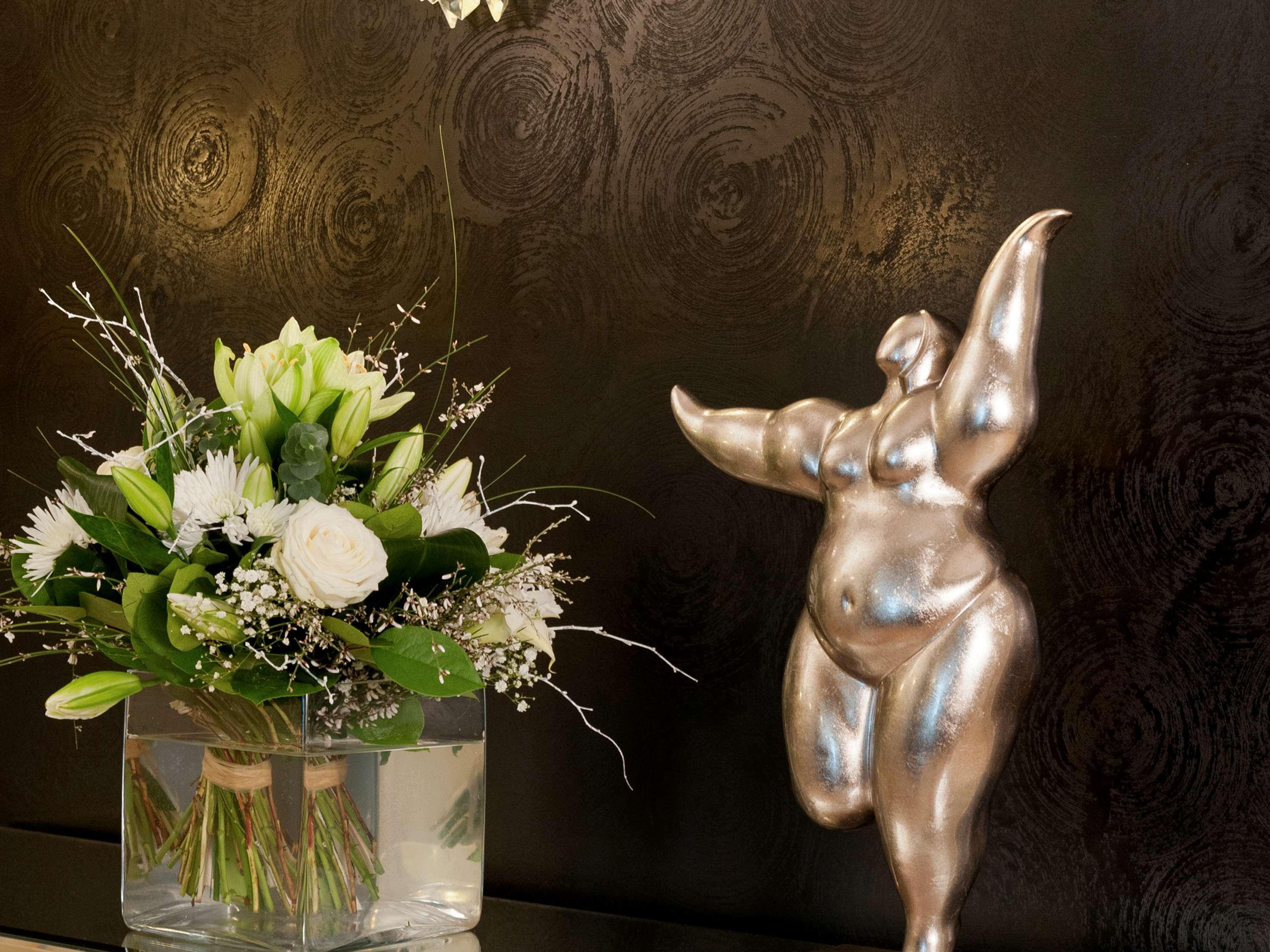 Mercure Paris Opéra Faubourg Montmartre Esterno foto