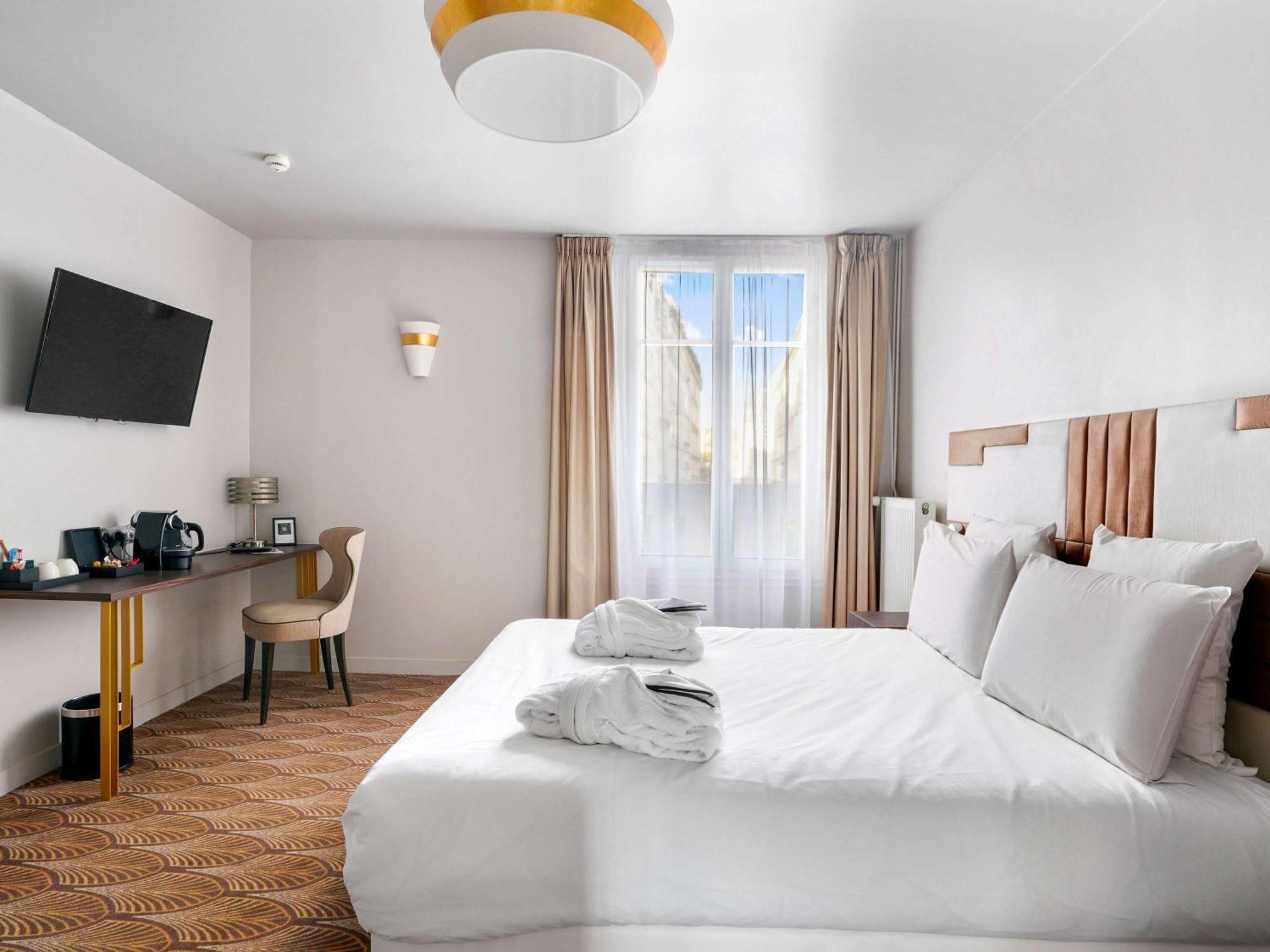 Mercure Paris Opéra Faubourg Montmartre Esterno foto