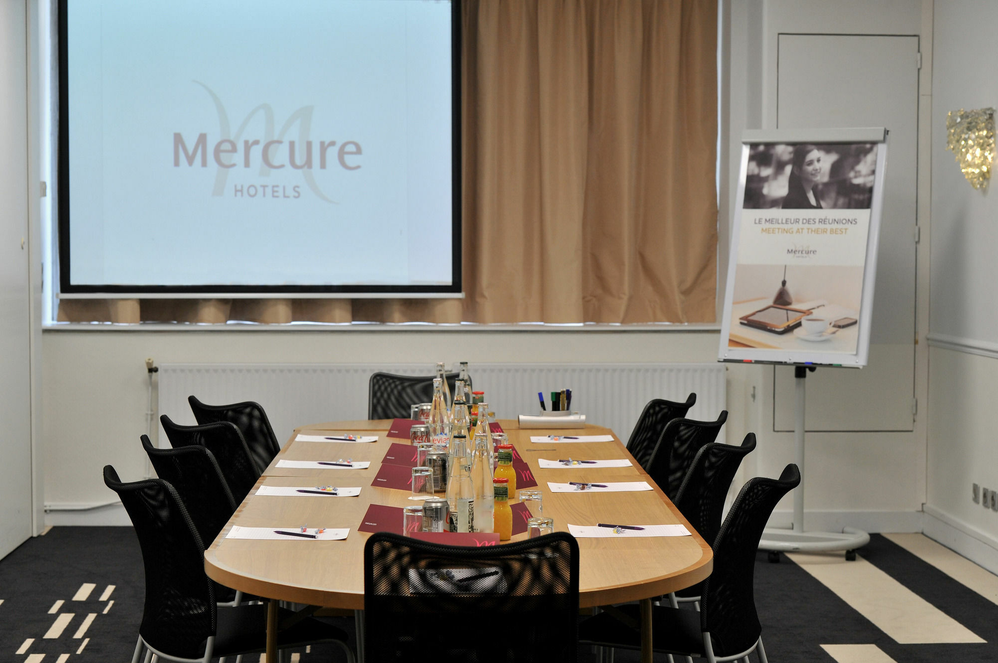 Mercure Paris Opéra Faubourg Montmartre Esterno foto