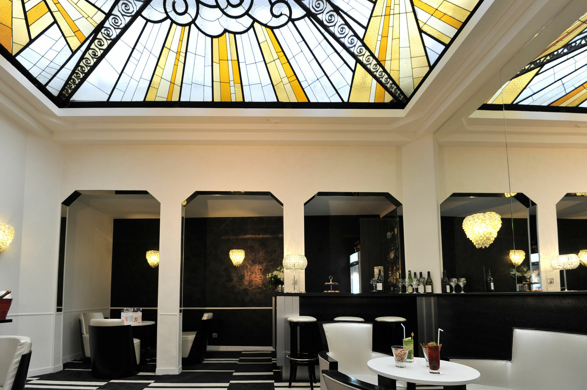 Mercure Paris Opéra Faubourg Montmartre Esterno foto