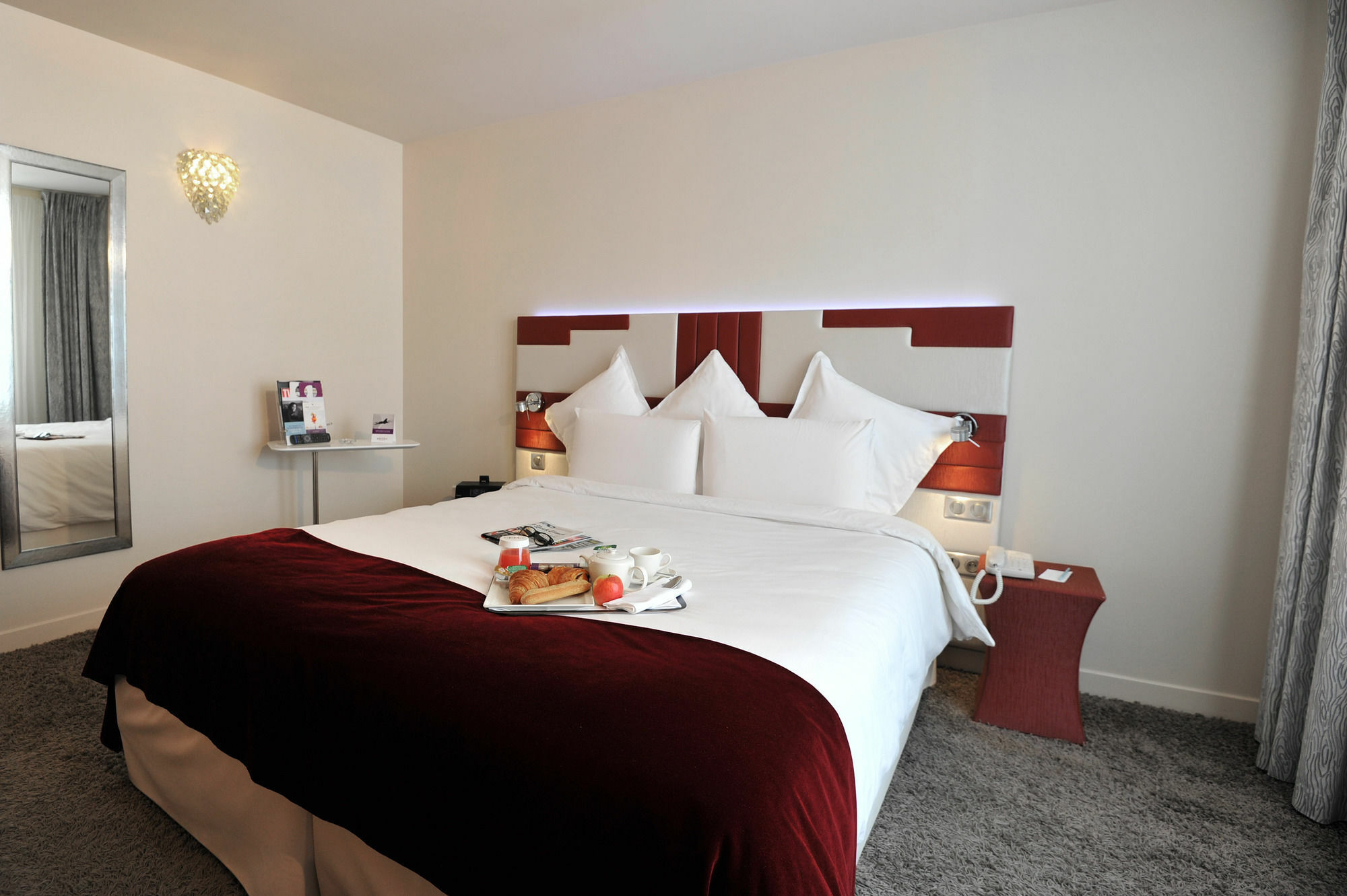 Mercure Paris Opéra Faubourg Montmartre Esterno foto