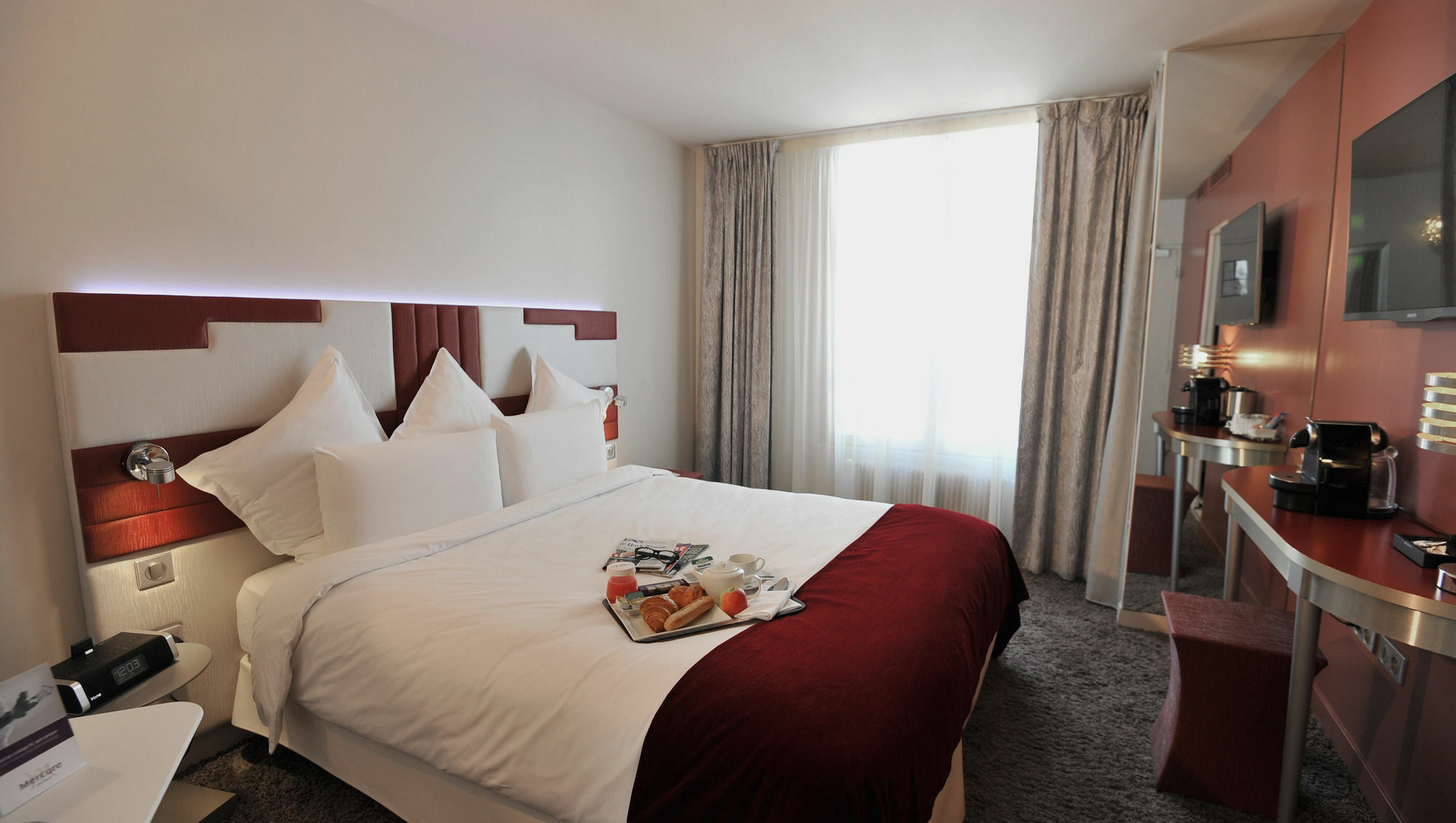 Mercure Paris Opéra Faubourg Montmartre Esterno foto